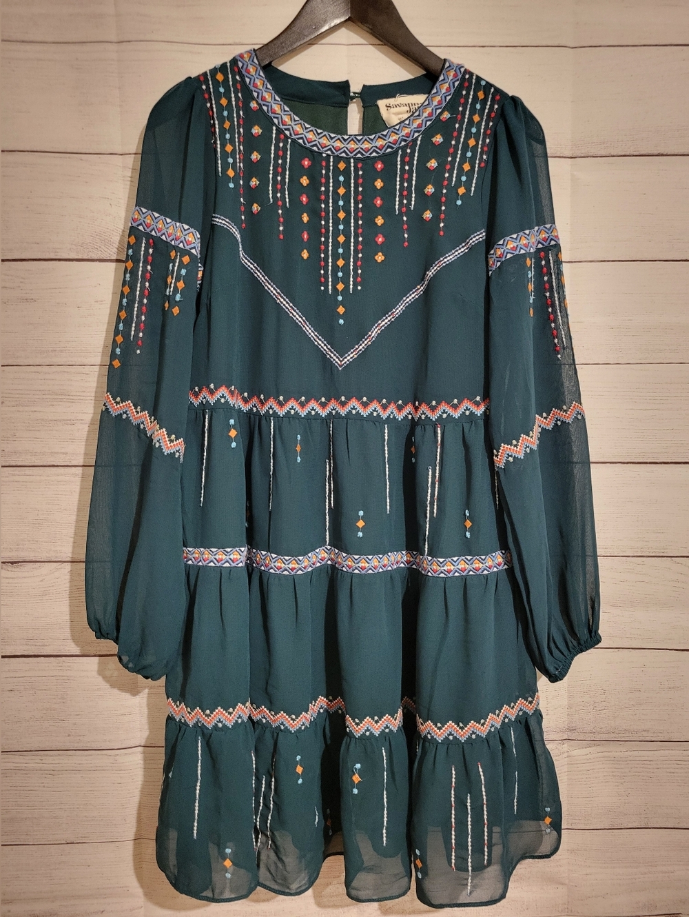 Savannah Jane Women’s Sz Small Tiered Dress Green Tribal Embroidered Long Sleeve